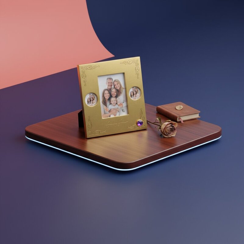 Индивидуальная фоторамка для семьи